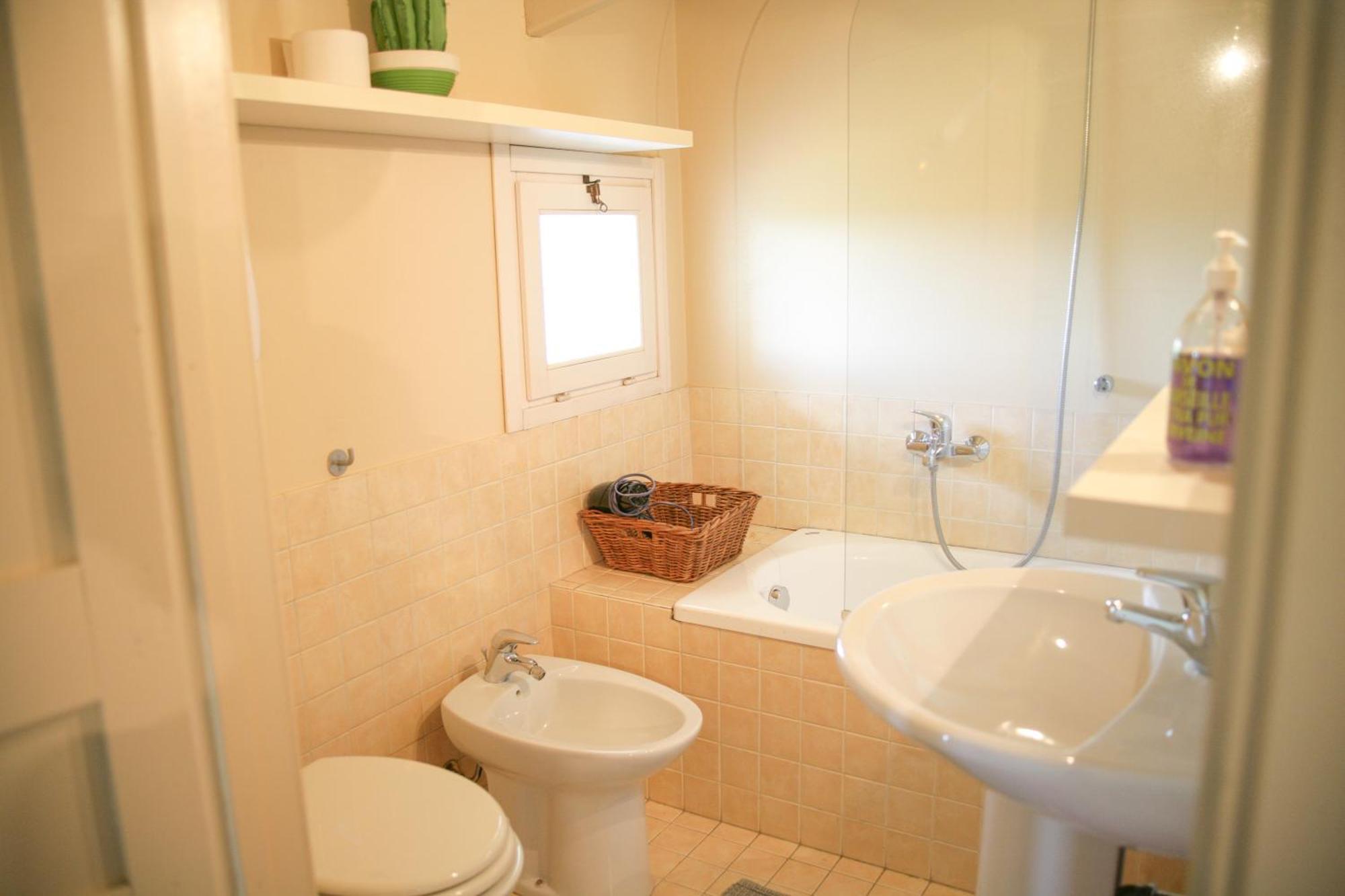 B&B Il Poggio Di Gavi Bagian luar foto