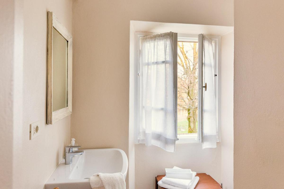 B&B Il Poggio Di Gavi Bagian luar foto